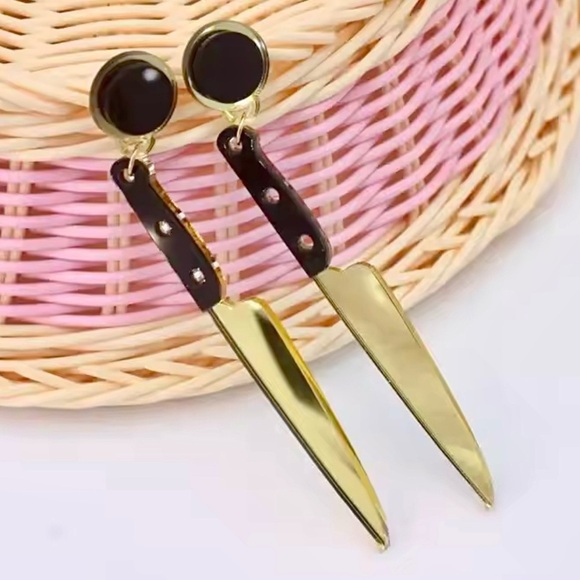 Spooky Gold Black Knife Earrings Creepy Goth Halloween Cosplay Statement Jewelry - Picture 4 of 10